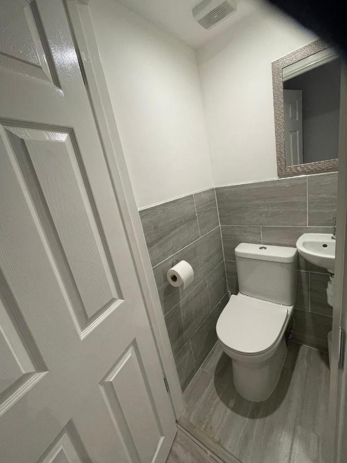 Vale Nky Apartment Rooms London Eksteriør billede